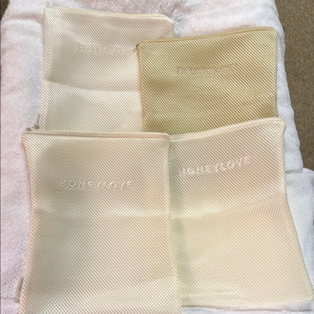 Honeylove Cream Mesh Pouches